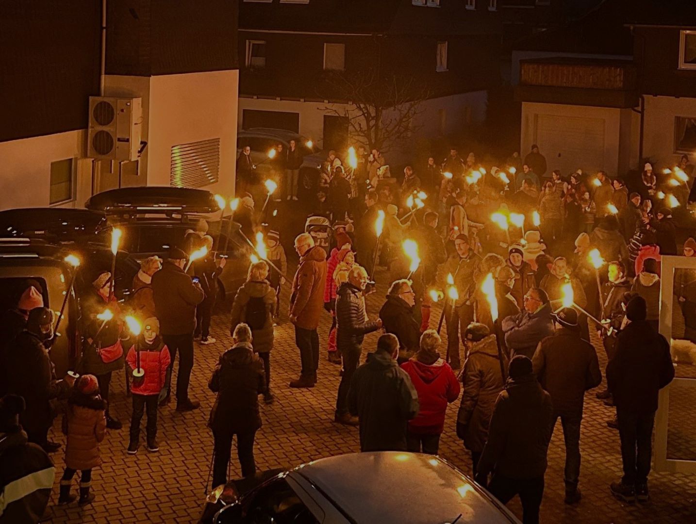 Fackelwanderung Züschen.jpg