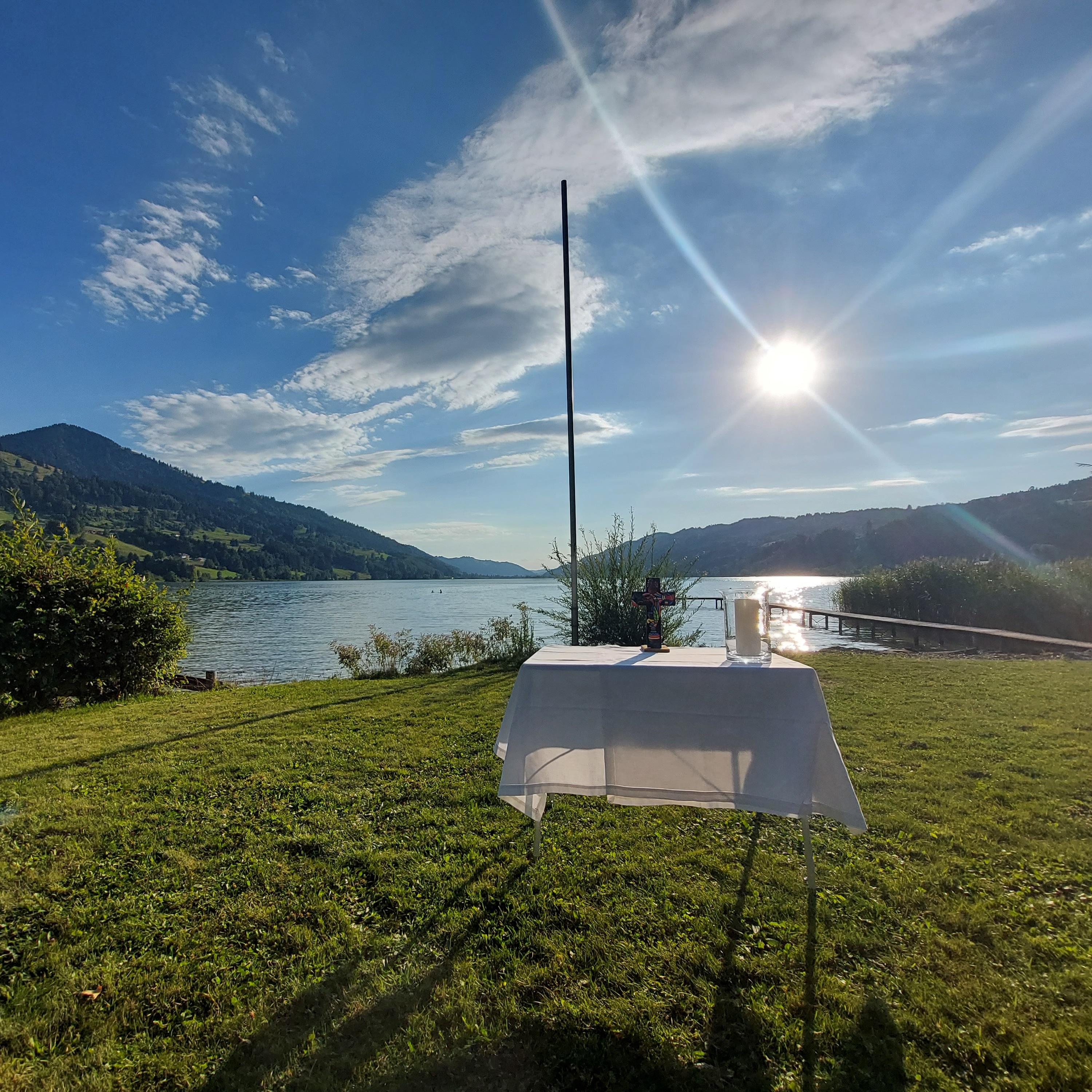 Gottesdienst am Großen Alpsee Gottesdienst am Großen Alpsee