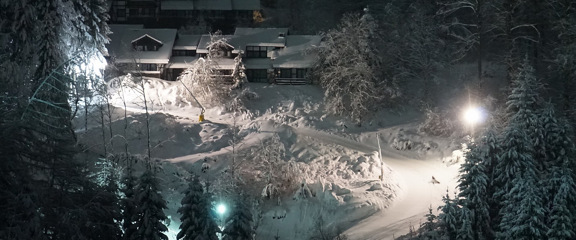 WinterSportArena_Rodelbahn_Postwiese_Nachtrodeln_Winter.jpg WinterSportArena_Rodelbahn_Postwiese_Nachtrodeln_Winter.jpg