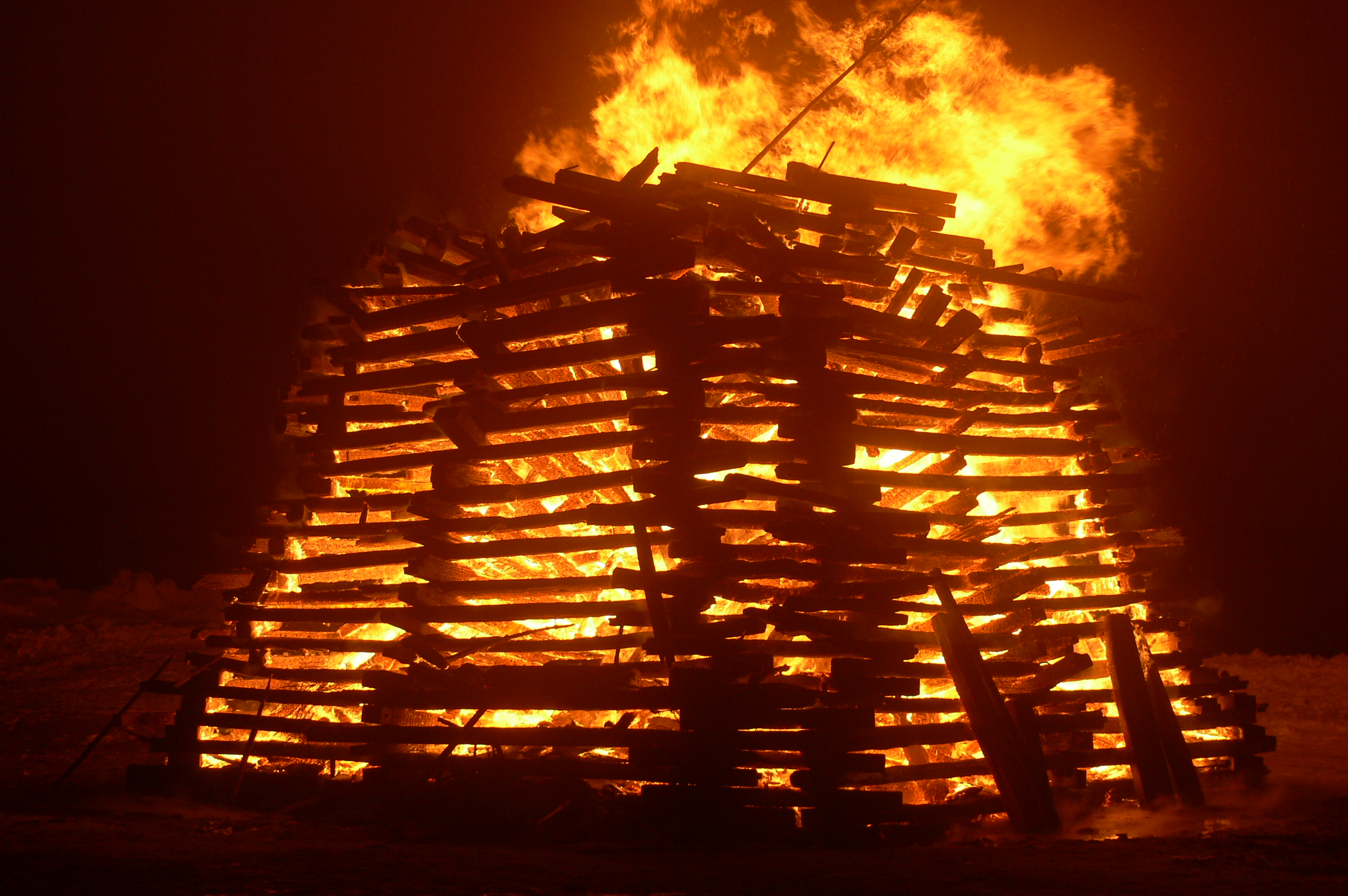 Funkenfeuer.jpg Funkenfeuer.jpg
