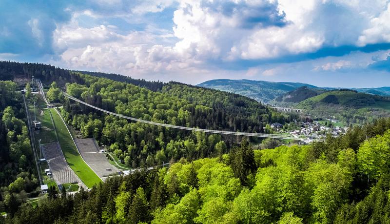 Wanderung zur Hängebrücke "Skywalk" Willingen: Winterberg