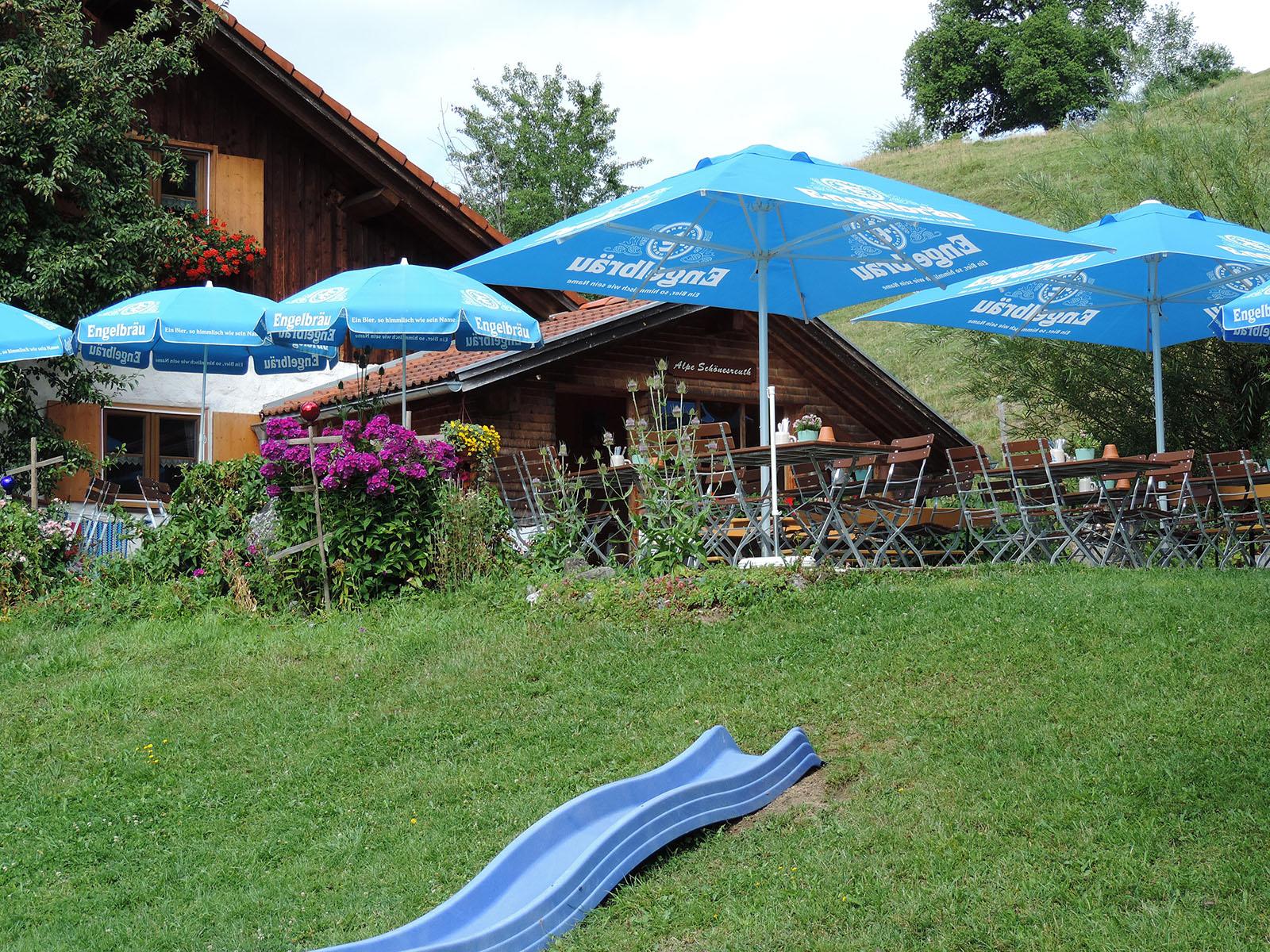 Terrasse der Alpe Schönesreuth