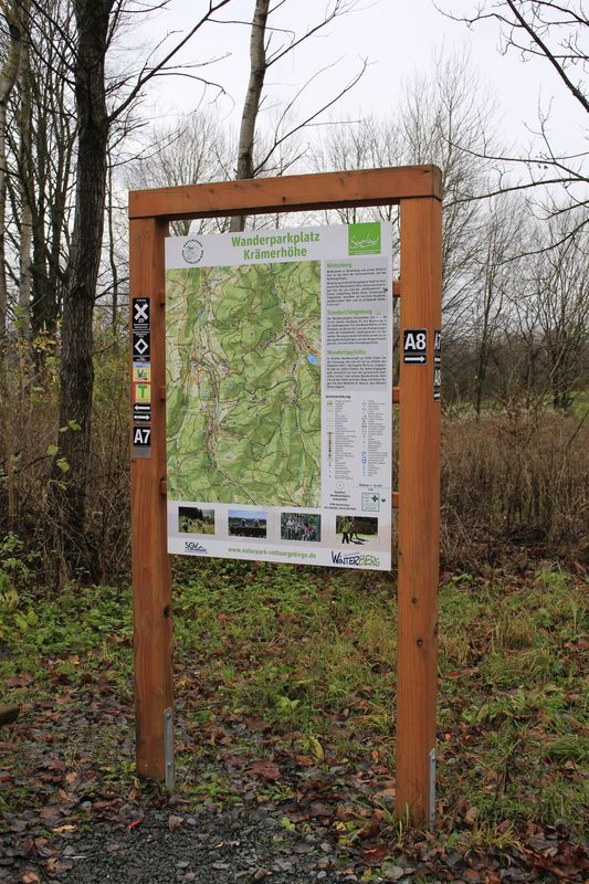 Wanderportal am Wanderparkplatz Krämershöhe Wanderportal am Wanderparkplatz Krämershöhe