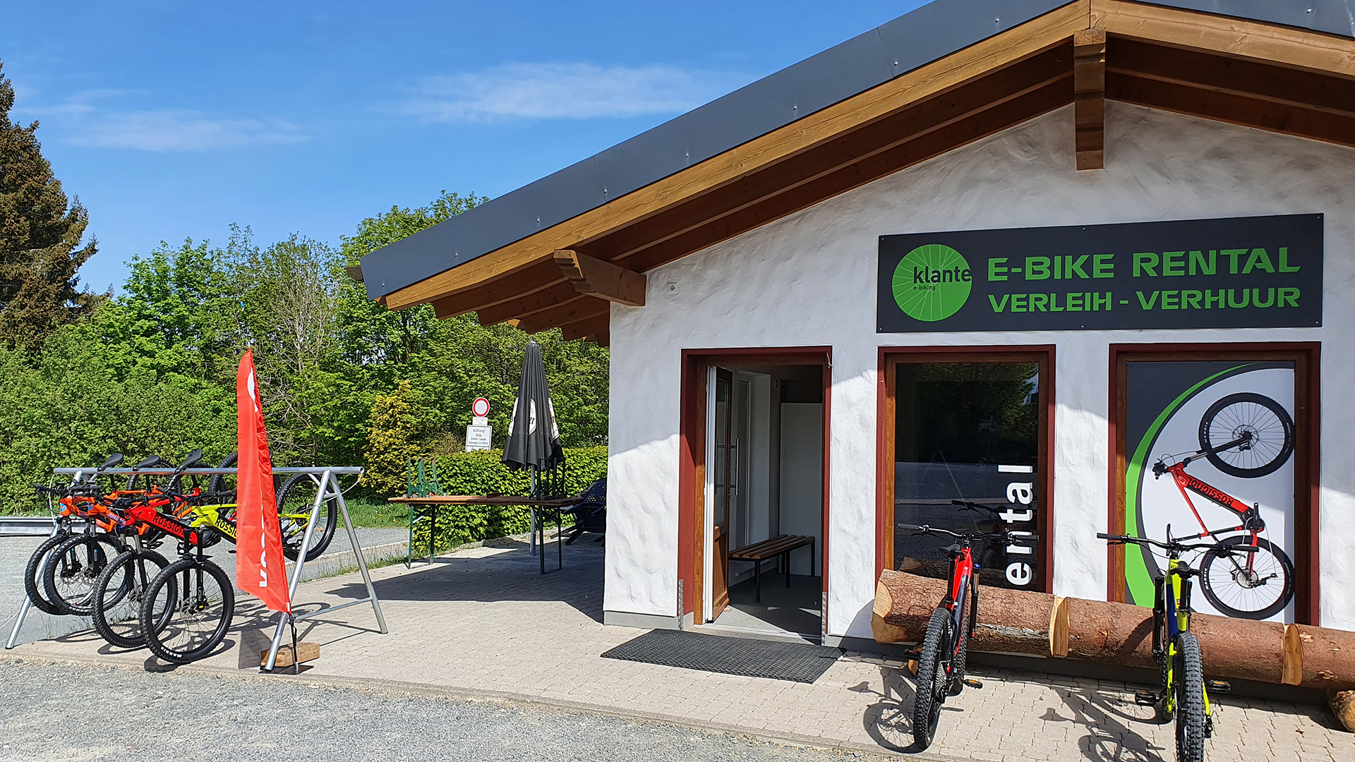 Außenansicht des Bikeverleihs Klante am Herrloh.