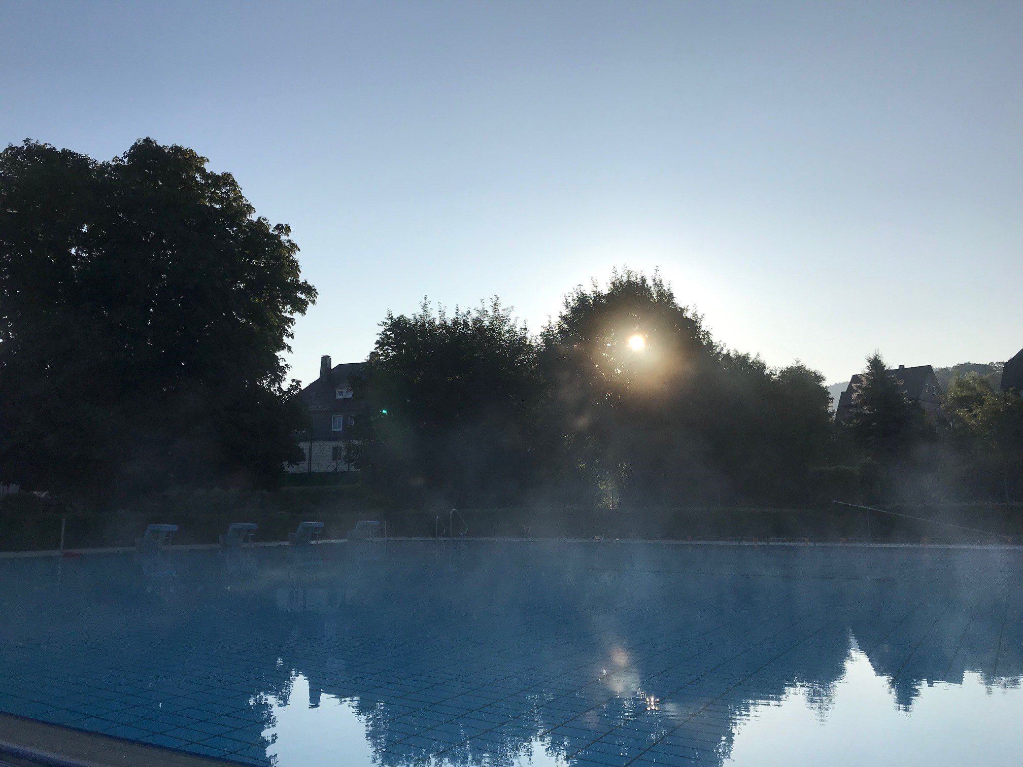 Freibad_morgens.jpg